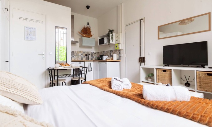 Bois-Colombes Apartamento | Appartement cosy proche de Paris - Wifi - Free Parking - Tv