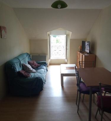 Laroquebrou Apartamento | Appartement