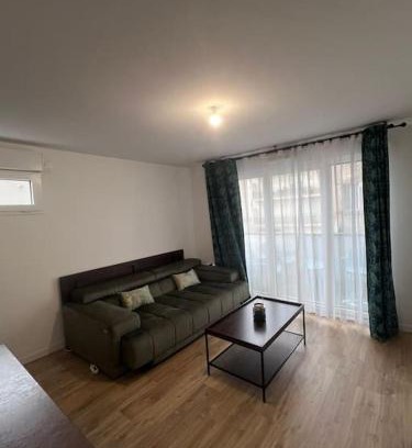 Pierrefitte-sur-Seine Apartamento | Appartement 5 personnes