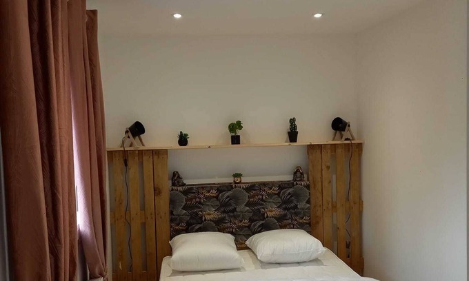 Saint-Lager-Bressac Apartamento | Appartement Chez Marcel