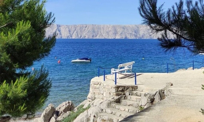 Novi Vinodolski Apartamento | Appartement mit Whirlpool "4 Seasons Seaview"