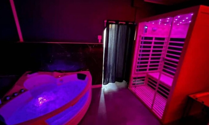 Faubourg Sud Apartamento | Appartement Insolite, Place Wilson Spa, Sauna