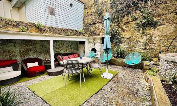 Le Palais Apartamento | Appartement Jardin du Palais- Relaxation Centrale