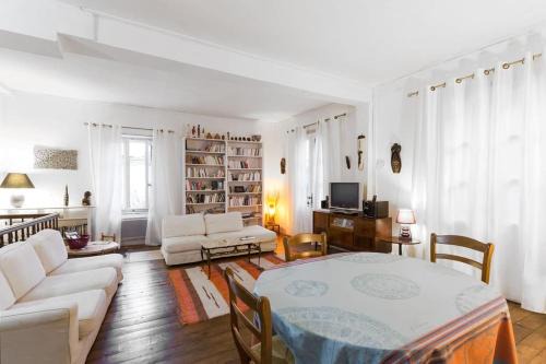 Salies-de-Bearn Apartamento | Appartement Le Nid du Saleys - 70 m2 centre ville de Salies-de-Béarn