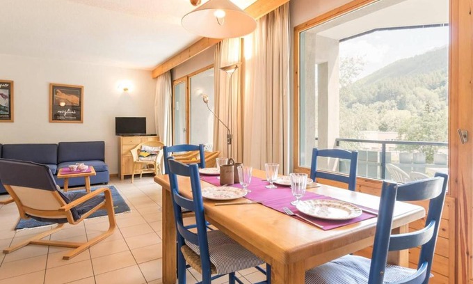 La Salle-les-Alpes Apartamento | Appartement lumineux 3 pièces proche télécabine et commerces avec piscine chauffée - FR-1-330F-34