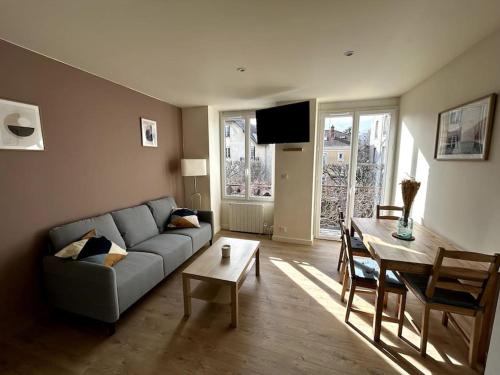 Saint-Chamond Apartamento | Appartement lumineux en centre-ville/Proche Gare