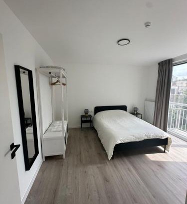 Evere Apartamento | Appartement lumineux et spacieux - OTAN