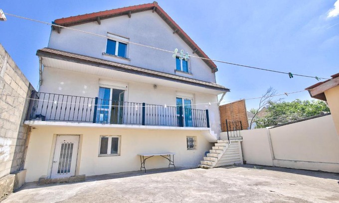 Dugny Apartamento | Appartement meublé Dugny