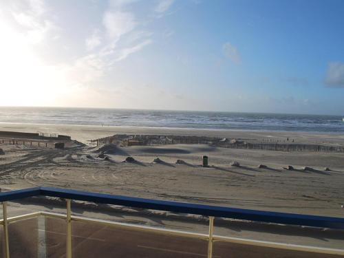 Fort-Mahon-Plage Apartamento | Appartement Moderne 2 Chambres, Cabine, Balcon, Cuisine Équipée, Plage Proche - FR-1-482-28