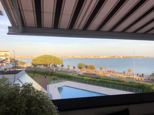 La Rochelle Apartamento | Appartement moderne avec terrasse et vue mer - La Rochelle - FR-1-535-47