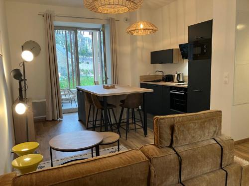 Le Palais Apartamento | Appartement moderne avec terrasse près des plages - FR-1-418-258