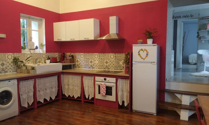 Eymoutiers Apartamento | Appartement Nature et Jardin