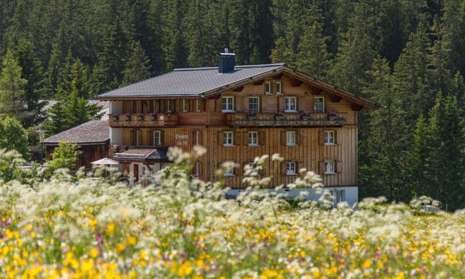 Lech am Arlberg Apartamento | Appartement Omeshorn anno 1593