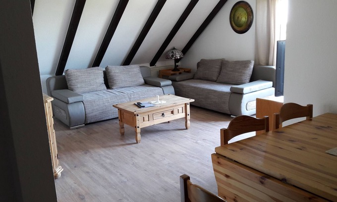 Altastenberg Apartamento | Appartement Panoramablick - Mit Balkon und Pool