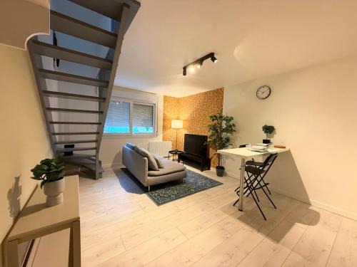 Onet-le-Chateau Apartamento | Appartement, Parking, WIFI,