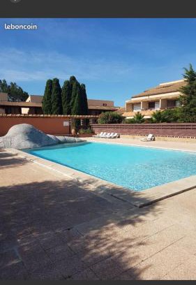 Saint-Cyprien Apartamento | Appartement piscine golf