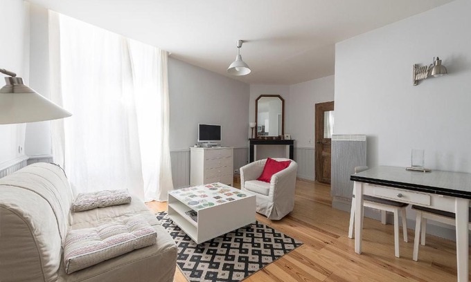 Rodez Apartamento | Appartement Place du Bourg Centre Historique