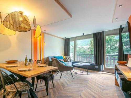 Val-d'Isere Apartamento | Appartement rénové avec wifi et animaux acceptés au cœur de Val-d'Isère - FR-1-694-366