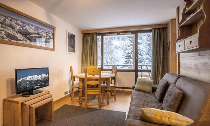 Val-d'Isere Apartamento | Appartement rénové avec wifi, garage et balcon sud à Val-d'Isère - FR-1-694-232