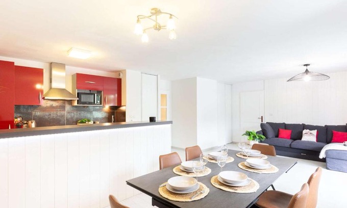 Saint-Lary-Soulan Apartamento | Appartement spacieux 8 pers, centre village, balcon, parking, proche télécabine & thermes - FR-1-296-475