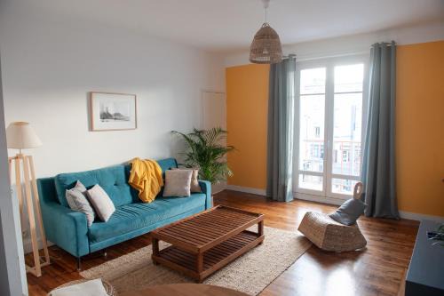 Rive Droite Apartamento | Appartement spacieux avec balcon et parking