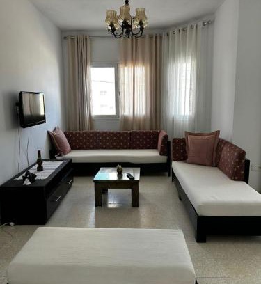 Dar Chaabane Al Fehri Apartamento | Appartement spacieux - Dar Chaabane plage