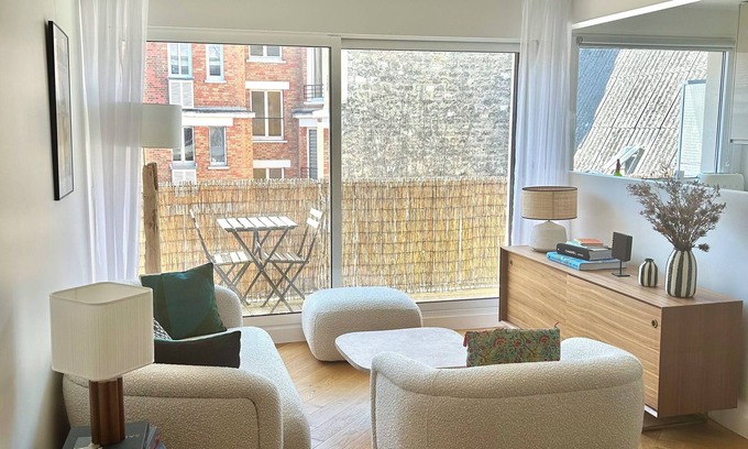 Porte de Saint-Cloud Apartamento | Appartement T2 Refait à Neuf Lumineux et Paisible Dans le Quartier Dauteuil