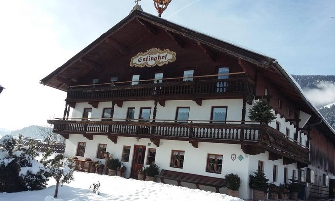 Soell Apartamento | Appartement Tenne 1 Schlafraum und Wohnschlafraum - Biobauernhof Entinghof