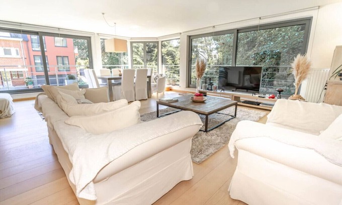Vossegat-Roosendaal Apartamento | Appartement Très Lumineux de 120m2