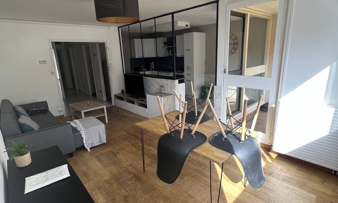 Republique Apartamento | Appartement Vieux Mans, Rénové et Dans un Endroit Calme