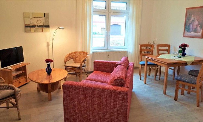 Freienhufen Apartamento | Appartements am Dorfkrug _ Ferienw