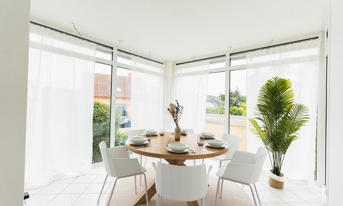 Mainz-Bingen Apartamento | Appartment in den Weinbergen bei Mainz - mit 2x Doppelzimmern, 1x großes Wohnzimmer, Bad & Küche