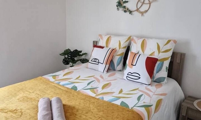 Orleans Apartamento | Appartment- Near Train Station - Free Parking