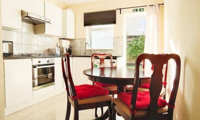 Hillingdon Apartamento | Apple Garden A-2