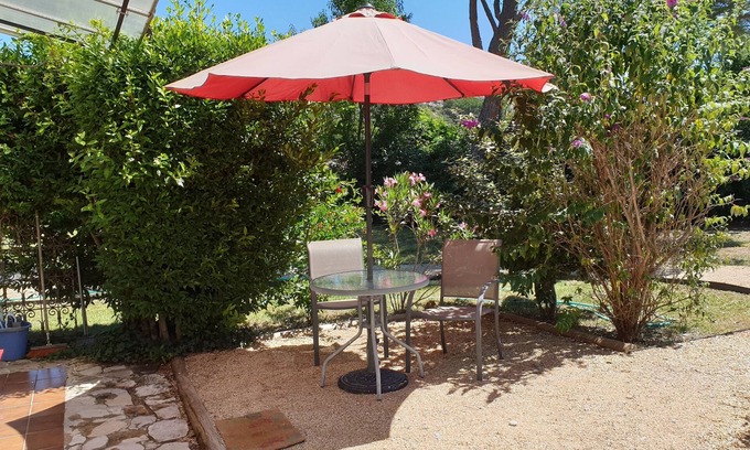 Greoux-les-Bains Apartamento | Appt F2 - 22 m2 en parque arbolado al borde del Verdon