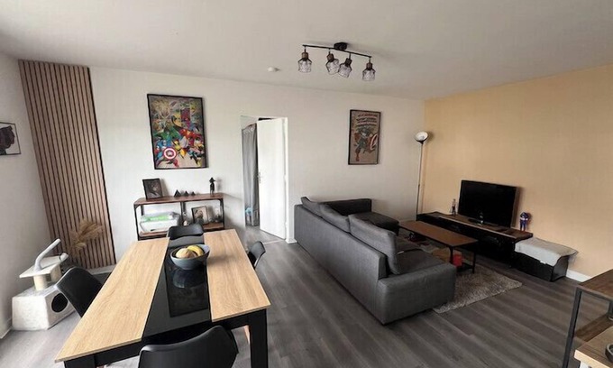 La Madeleine-Bellevue Apartamento | Apt 1 bedroom 10 min from the historic center