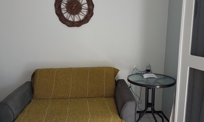 Antonio Diogo Apartamento | Apto 100m de la Playa del Futuro, aire acondicionado, 1 piso, wi-fi, capacidad para 8 personas