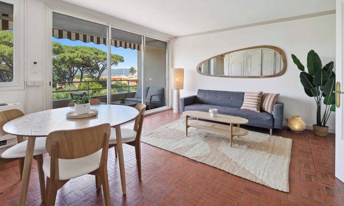 Saint-Tropez Apartamento | Apt 2BR/4P-Balcony Saint-Tropez