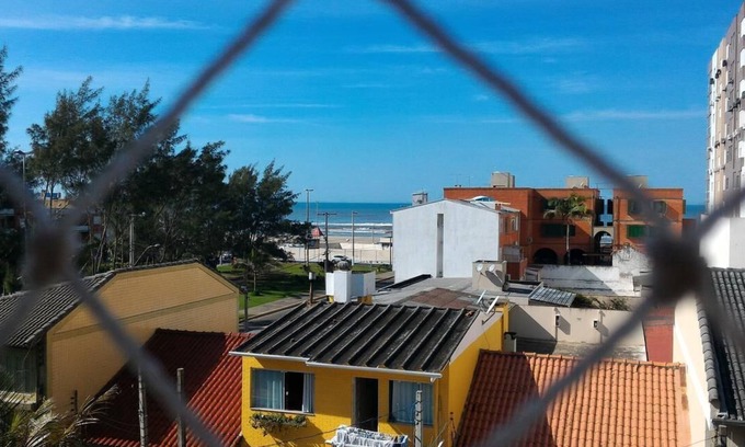 South Region Apartamento | Apt 50 meters from the seafront and next to a large square in Capão