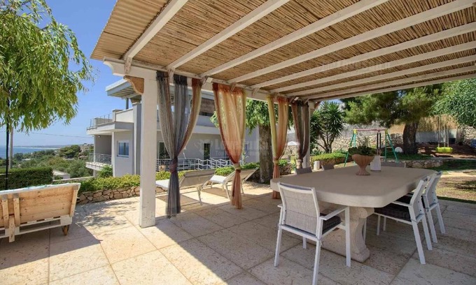 Torre Vado Casa | Apt A - Beach View Villa Controvento