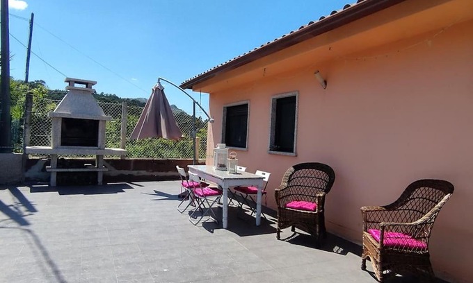 Mos Apartamento | apt acogedor con terraza y barbacoa