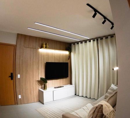 Buraquinho Apartamento | Apt alto padrão 3min da praia