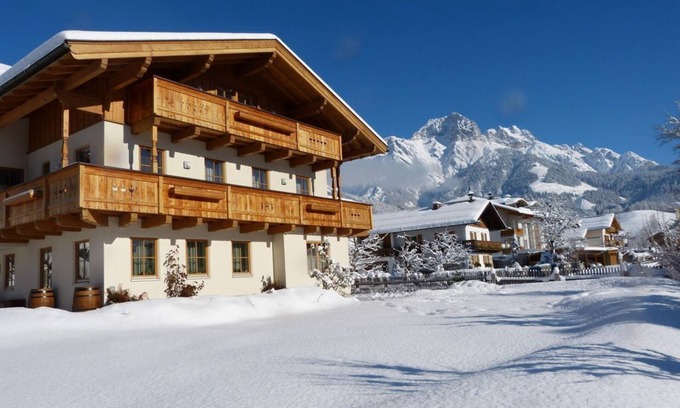 Maria Alm am Steinernen Meer Apartamento | Apt. "Nido de pájaro", 2 habitaciones confort + cocina comedor - Grüne Erde
