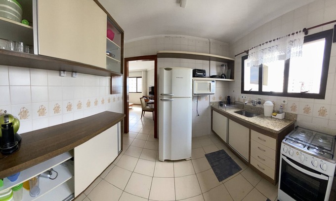 Vila Alzira Apartamento | Apt in Guaruja, 3 min walk from Asturias beach