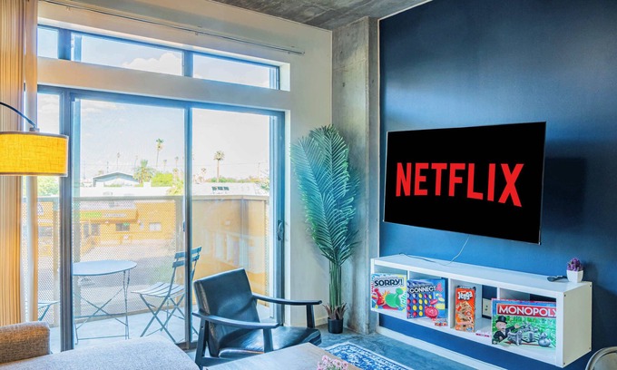 Evans Churchill Apartamento | Urban PHX 2BR in Central DT with Pool Gym Parking