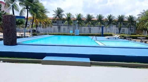 Caucaia Apartamento | Apt no Icaraí mobiliado de frente para a praia.
