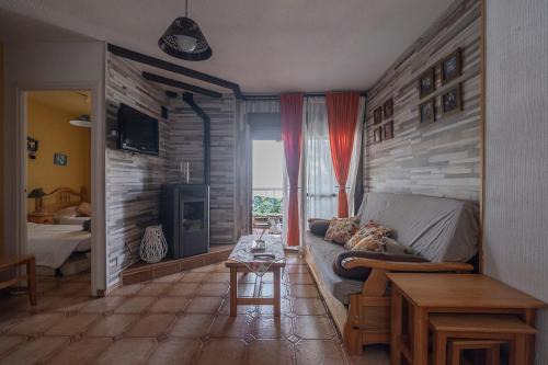 San Martin de Valdeiglesias Apartamento | Apt Romántico con chimenea con Fibra óptica y terraza