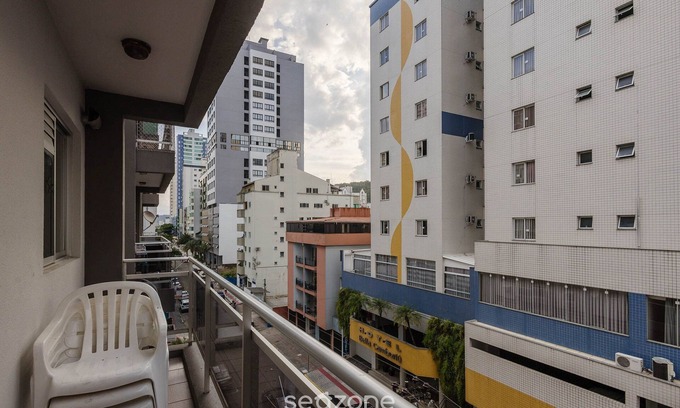 Centro Apartamento | Apt w Balcony Close to Beach Privileged loc Mrn302