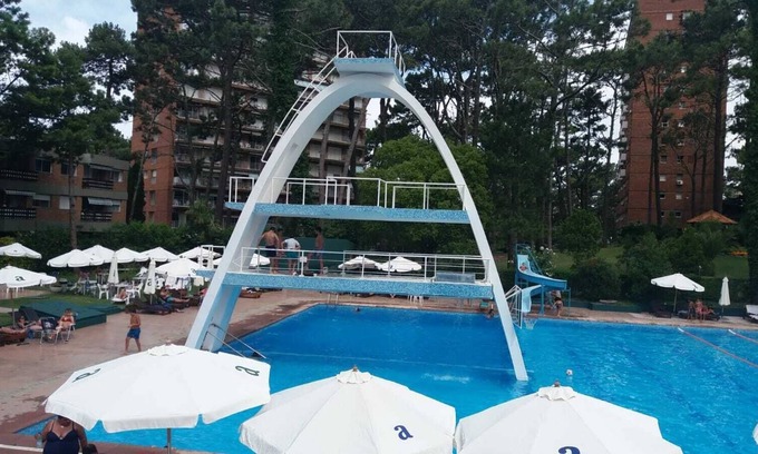 Punta del Este Apartamento | Apto con piscina en hermoso complejo agreste de punta del este