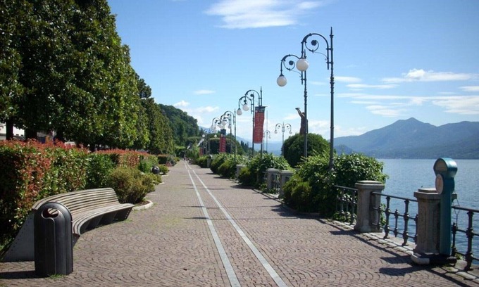Intra Apartamento | Apt with terrace and parking in centre of Intra, a few steps from Lake Maggiore
